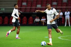 却各具特色 却各具特色